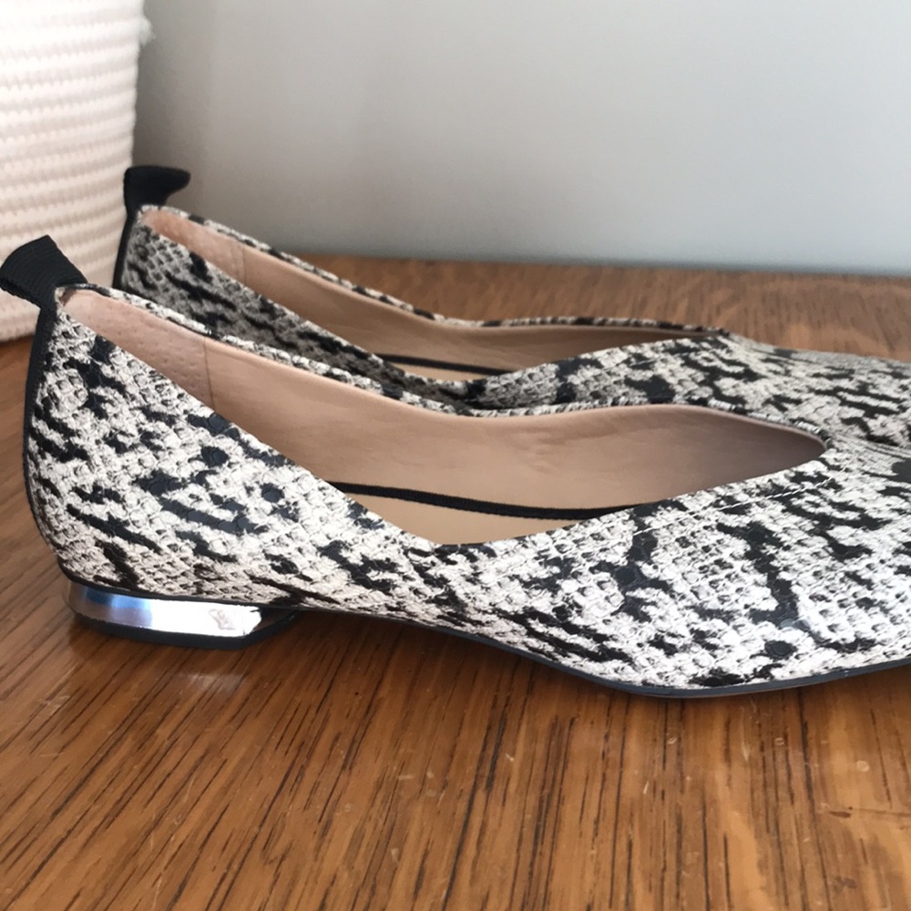 Franco Sarto flats - Picture 2 of 5